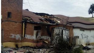 Un incendio devora la Parroquia de Santo Domingo de la Calzada de la Cañada Real