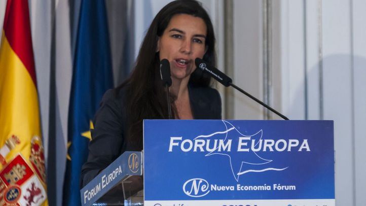 La candidata de Vox a la Presidencia de la Comunidad de Madrid, Rocío Monasterio, ha protagonizado este viernes un desayuno informativo en el que fue presentada por el presidente de su partido, Santiago Abascal.