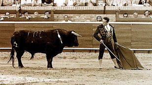 Curro Romero durante una corrida