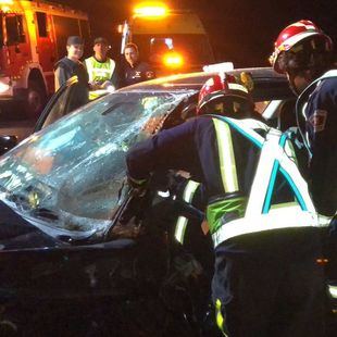 Heridas cuatro personas en un choque frontal en San Agustín de Guadalix