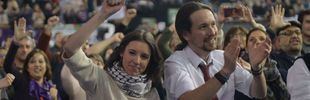 Sectores críticos de Podemos piden la renuncia de Iglesias y Montero