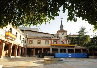 Dos exalcaldes del PP de Las Rozas entre los 20 investigados en la operación de la EMGV