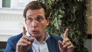 Almeida acepta que deberá hacer "determinadas cesiones" a Vox para gobernar