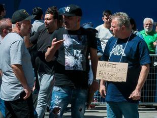 Un dron para mantener el orden y 20.000 aficionados sin entrada