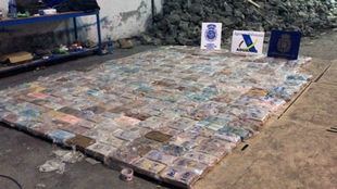 Intervenida casi una tonelada de cocaína oculta en falsas piedras en Humanes