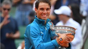 Nadal doblega a Thiem y conserva el 'trono' de Roland Garros