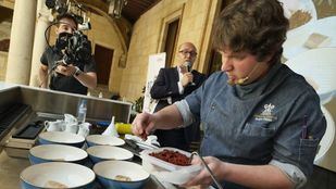 Grandes chefs de toda España participan en el Concurso Gastronómico Semana Internacional de la Trucha