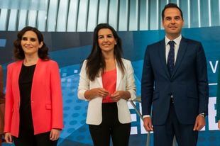 Cs niega el "preacuerdo" para la Mesa anunciado por Vox y PP