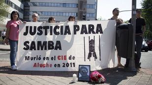 Concentración por la Justicia para Samba Martine.