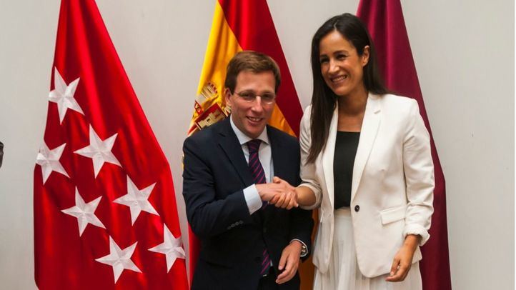 José Luis Martínez-Almeida y Begoña Villacís, alcalde y vicealcaldesa del nuevo gobierno de Madrid
