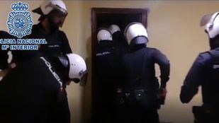 Cae una banda por atracar casas de juego en Leganés