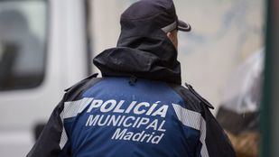Un chico de 16 años acuchilla a su hermano y un amigo en San Blas