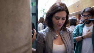 El PSOE pide explicaciones por el préstamo al padre de Ayuso