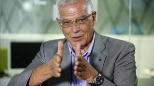 Borrell renuncia a Europa para seguir como ministro