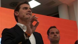 Rivera invita a los disidentes a crear un partido propio