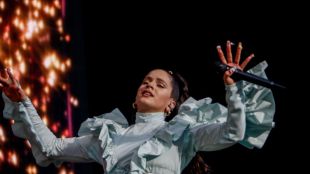Rosalía, por todo lo alto en el arranque del festival