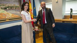 Ayuso pide a Trinidad que convoque nueva ronda de contactos esta semana para desbloquear Madrid
