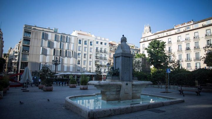 Plaza Pedro Zerolo en el barrio Chueca.