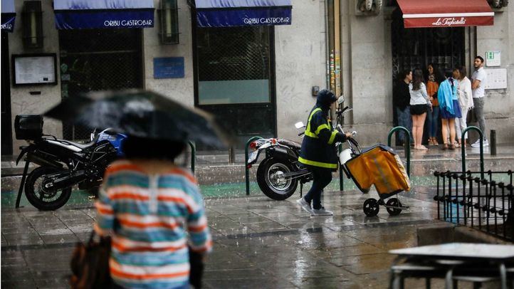 Emergencias ha alertado por las tormentas que traerán fuertes rachas de viento de hasta 90 kilómetros por hora.
