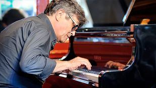 Chano Domínguez actuará a dúo en el Café Central con otros legendarios artistas