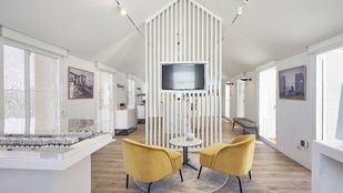 Espacio comercial del Show Office de AEDAS Homes en El Cañaveral, donde comercializa las promociones Etheria y Monier.