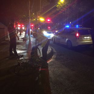 Herido un ciclista tras chocar con un turismo en Moratalaz