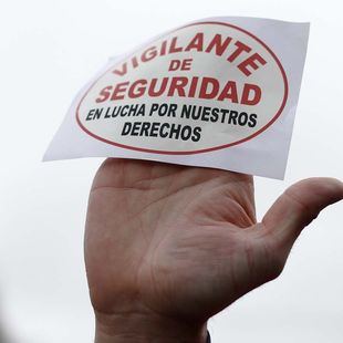 Huelga indefinida de vigilantes de Metro y EMT