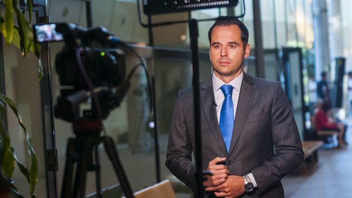 Ignacio Aguado en la primera sesión del Pleno de investidura de Isabel Díaz Ayuso.