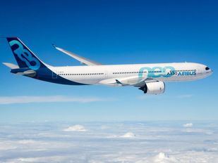 Aterriza con final feliz un avión tras caer en picado por graves turbulencias