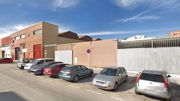 Asaltan con pistolas y machetes una sede de Uber en Vallecas