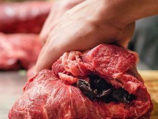 El origen de la listeriosis pudo comenzar en los mechadores de la fábrica de carne de Magrudis