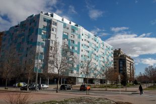 El nuevo plan de vivienda de Ayuso: 25.000 pisos para jóvenes y familias