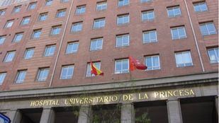 Del brote de listeriosis al de gastroenteritis: 23 médicos de La Princesa afectados