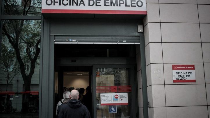 El número de desempleados sube en el mes de agosto.