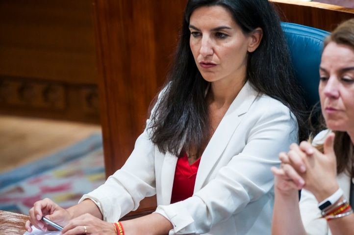 Rocío Monasterio (Vox), en una sesión plenaria en la Asamblea.