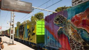 La obra de arte más larga del mundo visita Madrid para concienciar sobre el cambio climático