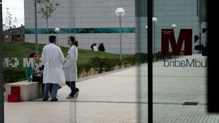 Nueve sanitarios del Hospital Puerta de Hierro, intoxicados leves tras comer pasta en la cafetería