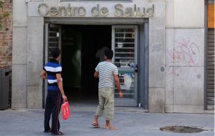 El Ayuntamiento defiende que la nacionalidad "es irrelevante" para recibir ayudas sociales