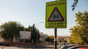 Los intérpretes de lengua de signos vuelven a las aulas la próxima semana