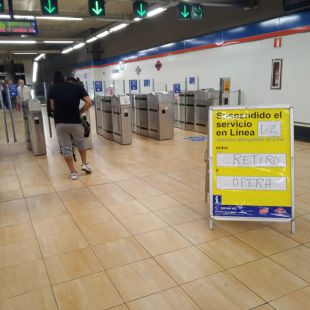 Restablecido el servicio en la L2 de Metro, interrumpido por una avería