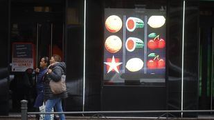 Local de apuestas en un barrio de Madrid.