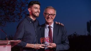 Javier Temprado recoge el XI Premio de Poesía Joven de RNE y la Fundación Montemadrid
