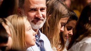 Letizia, enfadada con su escolta por permitir que fotografíen a sus hijas en un concierto