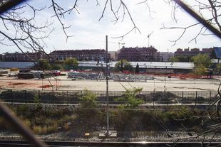 Obras paralizadas en el futuro Espacio Delicias.