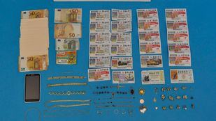 Detenidas tres hermanas por estafar 17.000 euros con el timo del 'tocomocho'