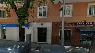 Hallado el cadáver de un hombre con fuertes golpes en la cabeza en una tienda de decoración de Madrid