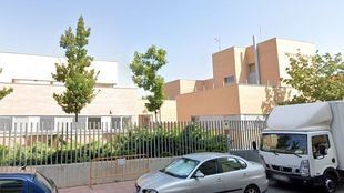 La Policía busca a un hombre que intentó raptar a una niña a la salida de un colegio de Alcalá