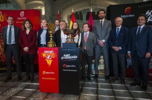Homenaje a las selecciones españolas de baloncesto