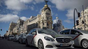 La Comunidad duplica las ayudas para comprar taxis eco y cero emisiones