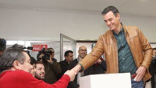 El rotundo 'sí' de la militancia socialista al pacto de Gobierno con Podemos